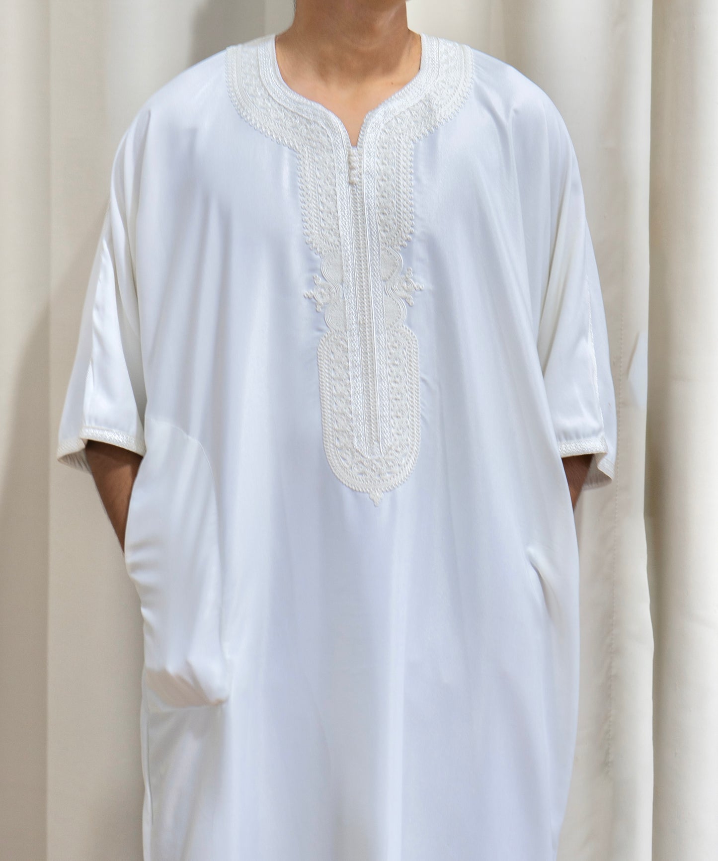 Maghrebi Thobe — Arctic White (Cotton & Polyester)