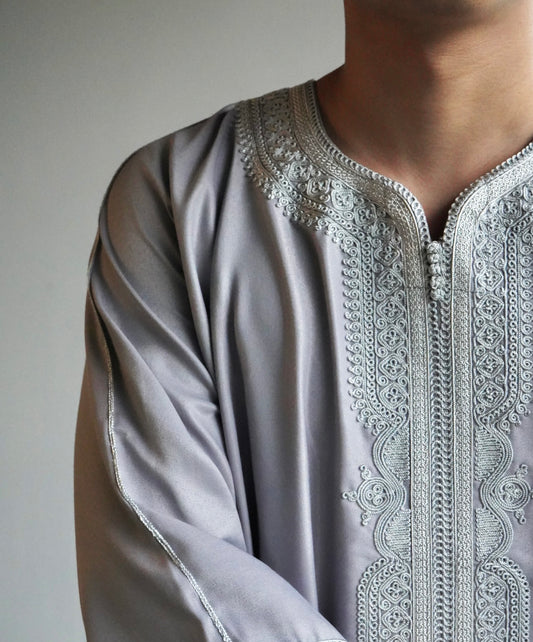 Maghrebi Thobe — Light Grey (Cotton & Polyester)