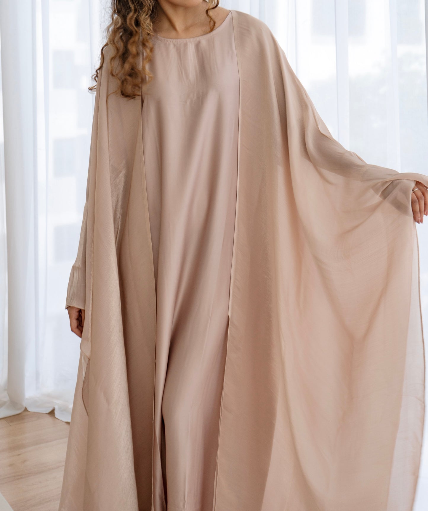 Athená Kaftan Set — Champagne Beige (Organza, Silk & Modal)